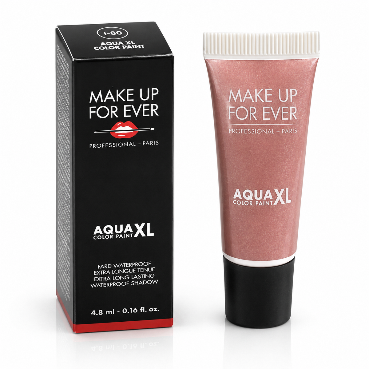 MAKE UP FOR EVER fard waterproof cod I-80 da 4,8 ml lunga tenuta non migra sui vestiti. Le microsfere presenti nella formula levigano perfettamente il viso. Distribuire sul viso con i polpastrelli o con altro ausilio.